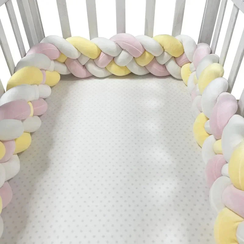 Protège lit bébé